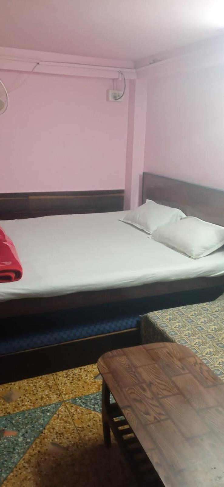 Gauripur  Northeastern Dormitory מראה חיצוני תמונה