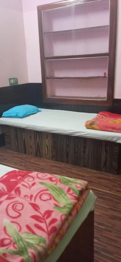 Gauripur  Northeastern Dormitory מראה חיצוני תמונה