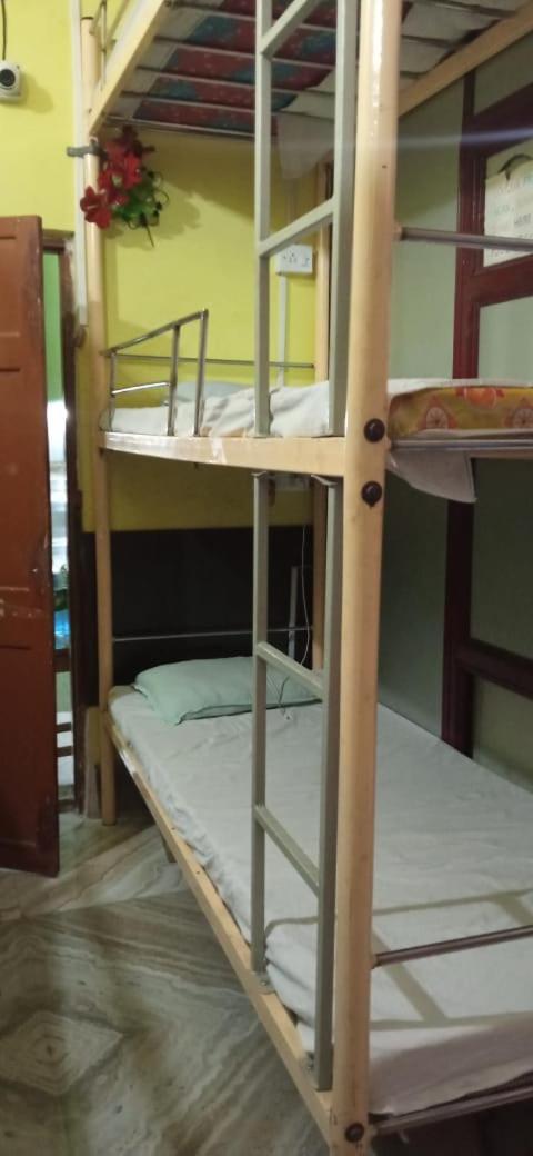 Gauripur  Northeastern Dormitory מראה חיצוני תמונה