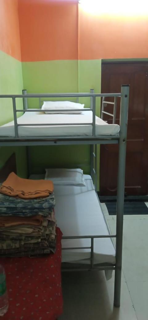Gauripur  Northeastern Dormitory מראה חיצוני תמונה