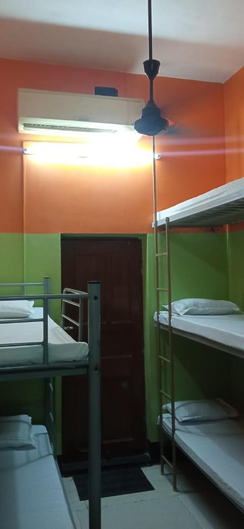 Gauripur  Northeastern Dormitory מראה חיצוני תמונה